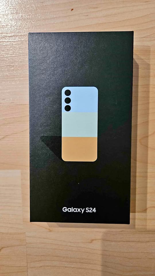 Galaxy S24 5G Dual SIM 256GB (12GB RAM) S9210 Onyx Black China Spec, with Google Play